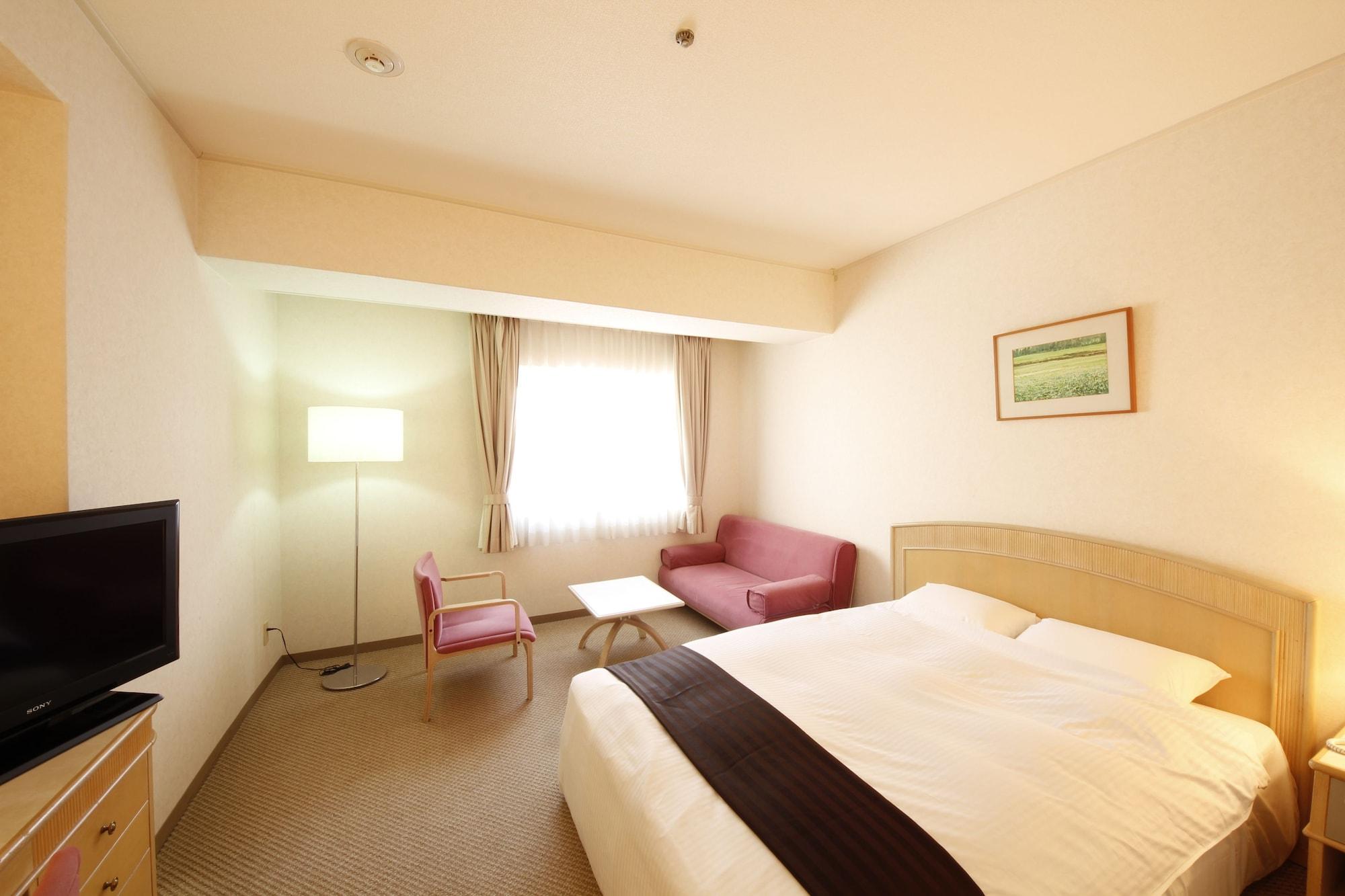 Hotel Hiroshima Garden Palace Экстерьер фото