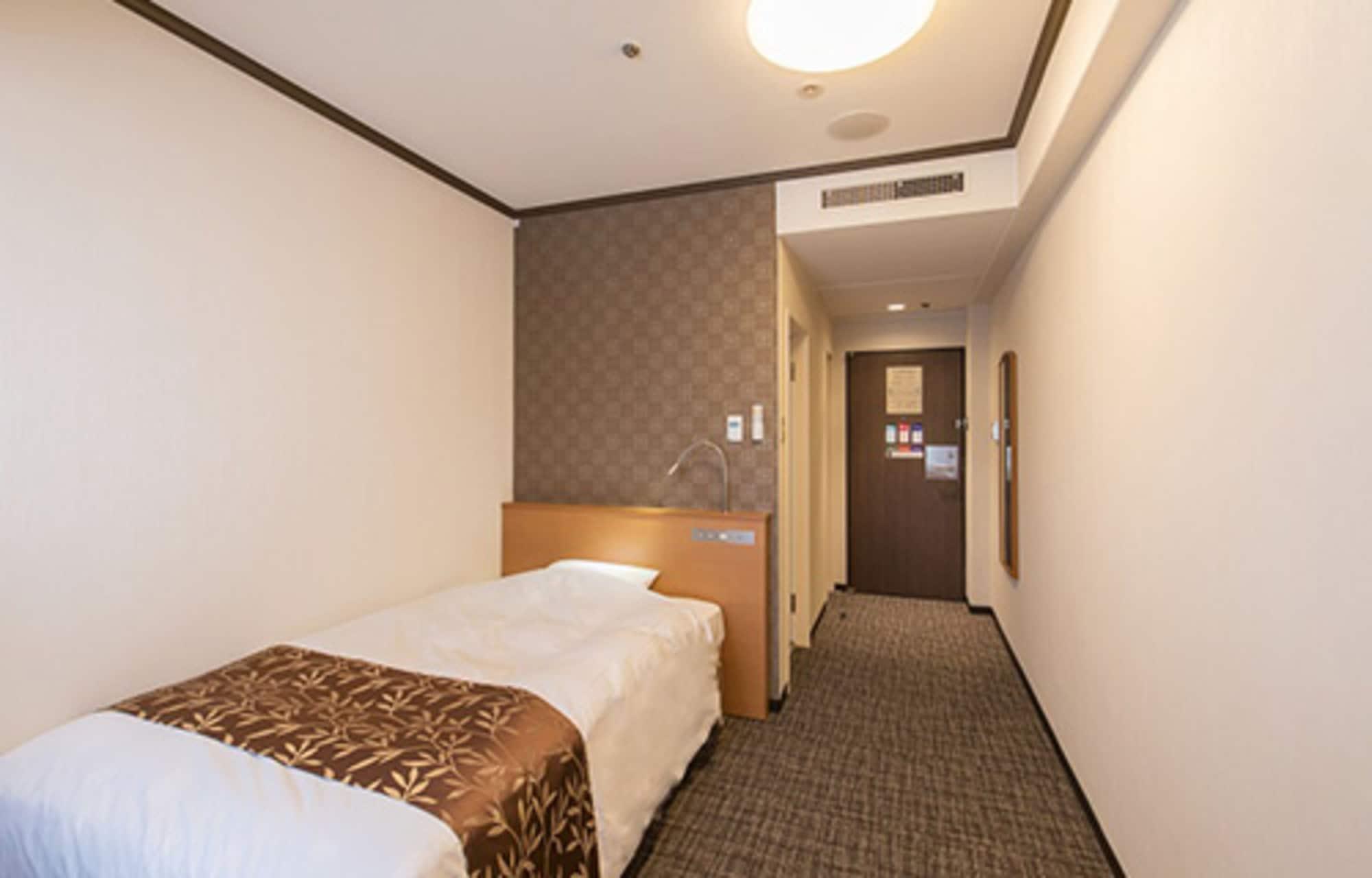 Hotel Hiroshima Garden Palace Экстерьер фото